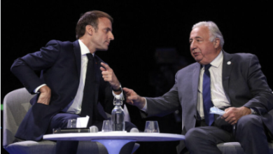 Gérard Larcher, presidente del Senato francese, attacca Emmanuel Macron che “avvizzisce la democrazia”