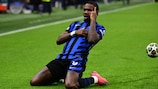 In due minuti, inter 2-1 Feyenoord