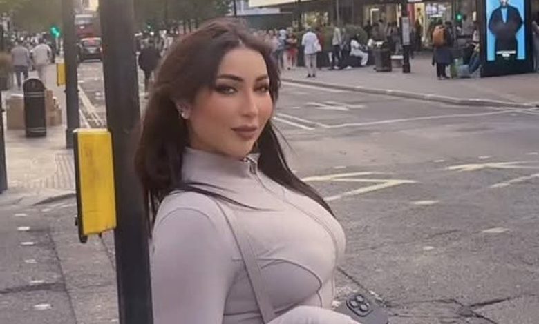 Donia Batma arriva a Londra in preparazione per un concerto artistico all'Hilton Metropol Theater