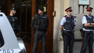 I marocchini gestiscono un impero per le armi e la contraffazione in Spagna ... uno sciopero della sicurezza espone una rete incrociata