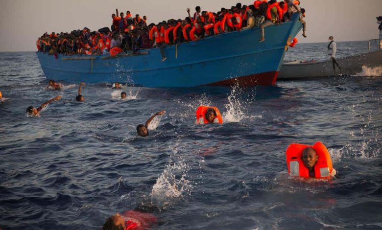 Un marine di agguato fallisce una migrazione segreta sulla costa di Nador